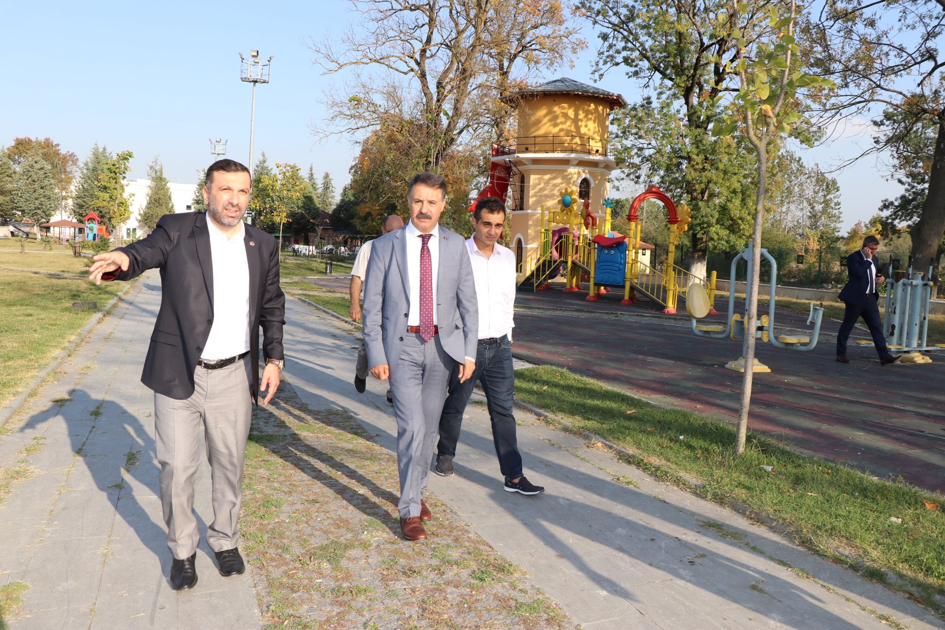 Kavak’a Hayran Kaldı